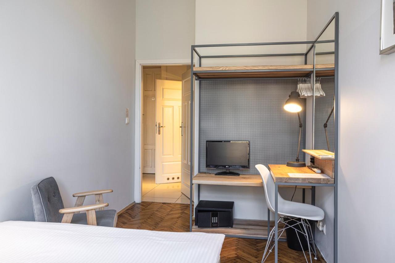 Novumhouse - Straszewskiego 4*